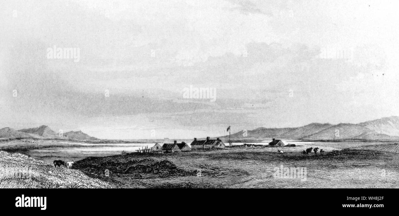 Sonido de Berkeley, Islas Malvinas, una "tierra ondulada, con un aspecto desolado y miserable..." de Darwin y el Beagle por Alan Moorhead, página 143. Foto de stock