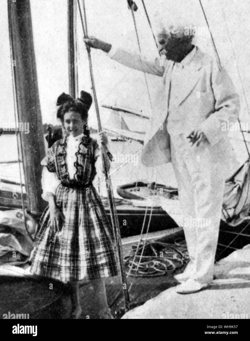 Mark Twain 1835-1910 Escritor y periodista nos encantó ir a navegar en las Bermudas en esta ocasión acompañado de hijas de amigos Foto de stock