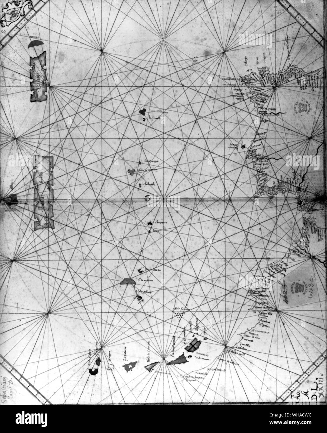 Los archipiélagos del Atlántico y la costa occidental de África, dibujado por Grazioso Benincasa en 1593. Los nombres de los cabeceros cesación en Bojador. Foto de stock