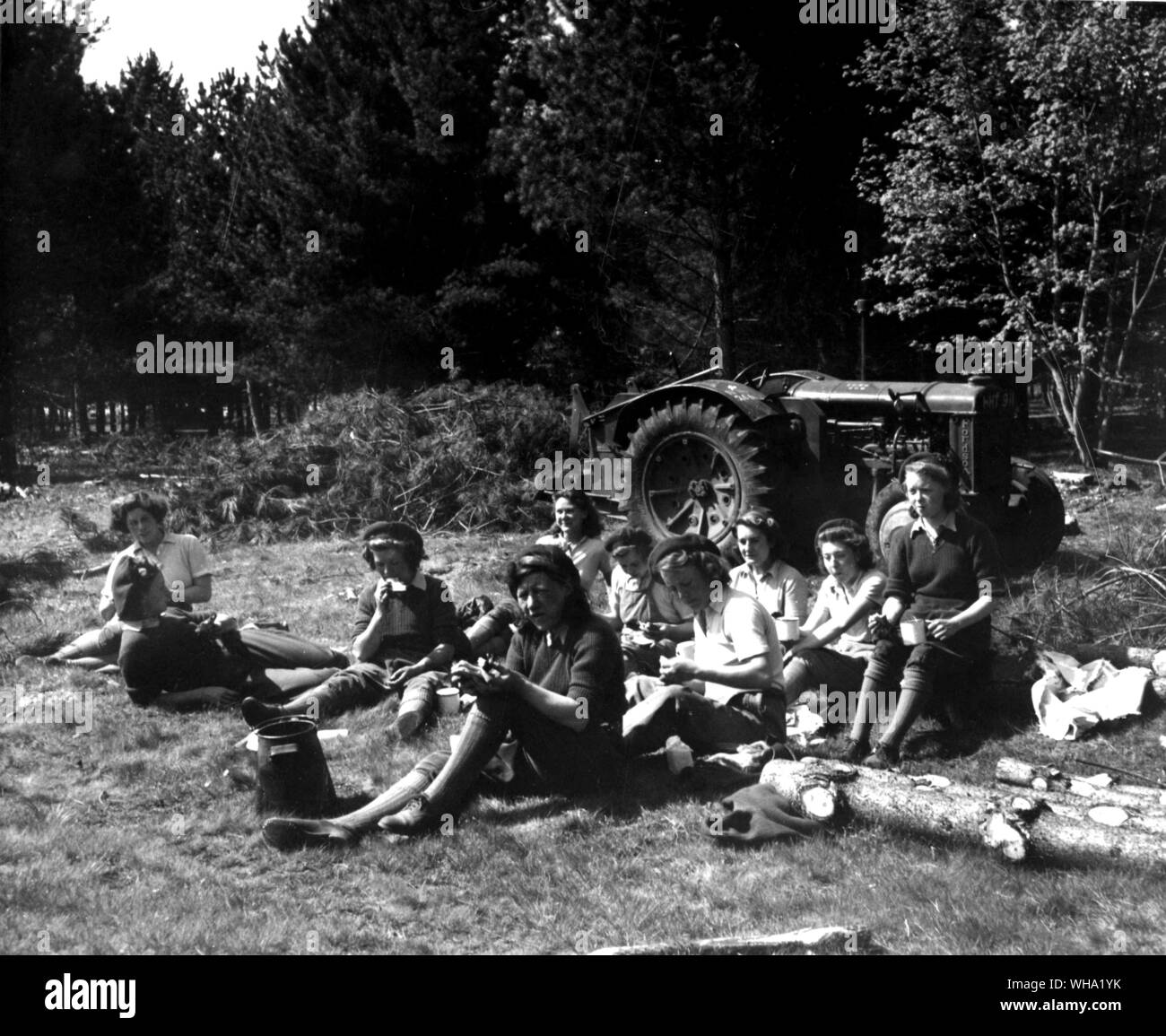 WW2: Ejército de Tierra a las niñas. Foto de stock