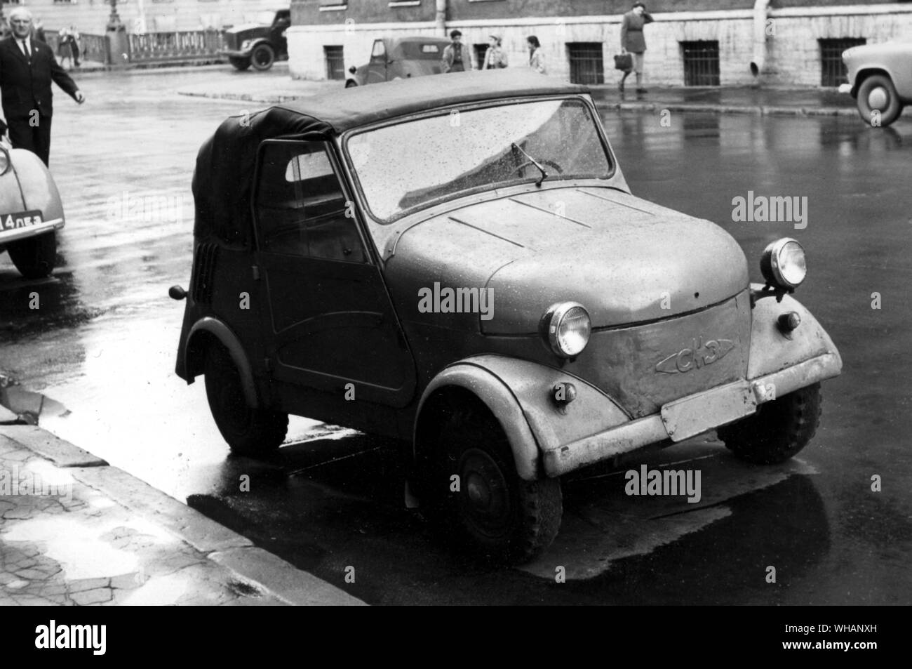 1960 SM2 mini coche de 2 cilindros. Leningrado. Agosto de 1962 Foto de stock