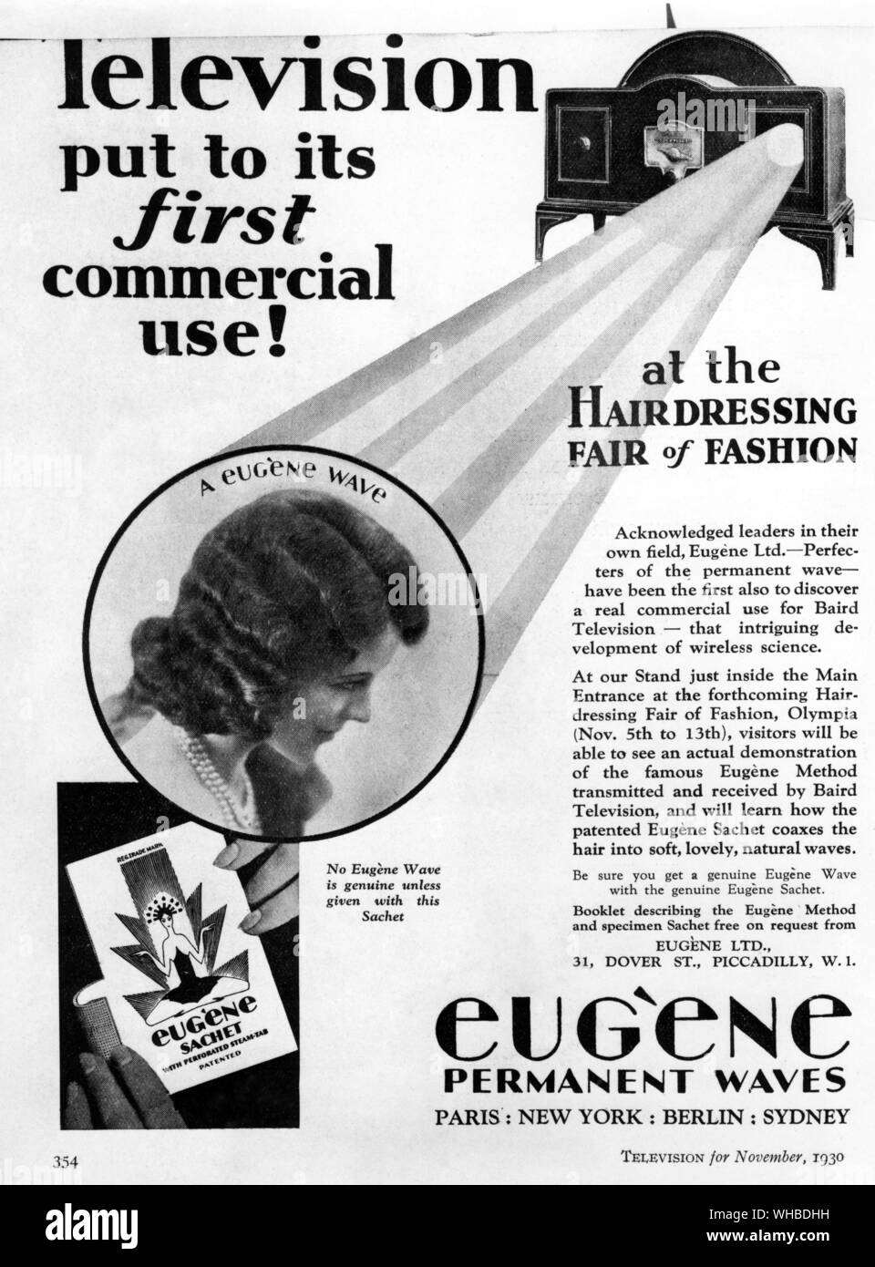 Poner la televisión para su primer uso comercial! Una ola de Eugene en la feria de peluquería de moda.. Foto de stock