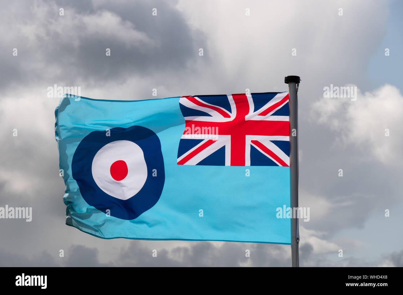 Las ondas de aire air show, Portrush, Irlanda del Norte, 2019. Se funde en la bandera de la RAF breze Foto de stock