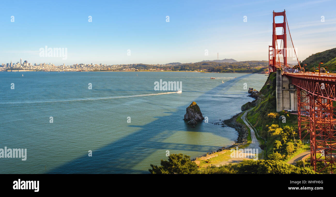 Golden Bridge y panorama de San Francisco. California, Estados Unidos Foto de stock