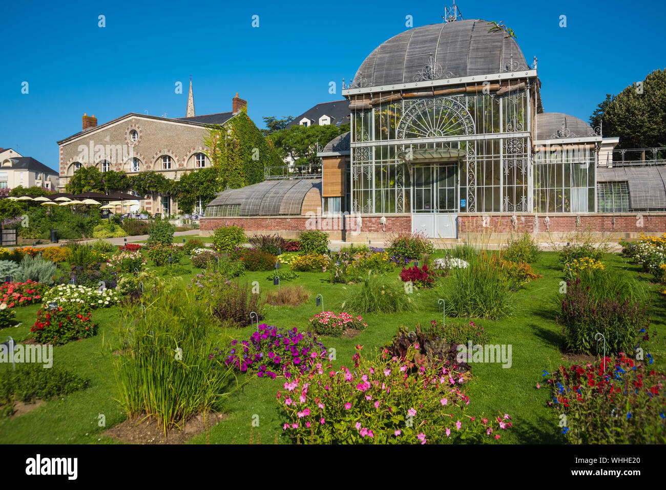 Nantes, el Jardin des Plantes, historisches Gewächshaus Foto de stock