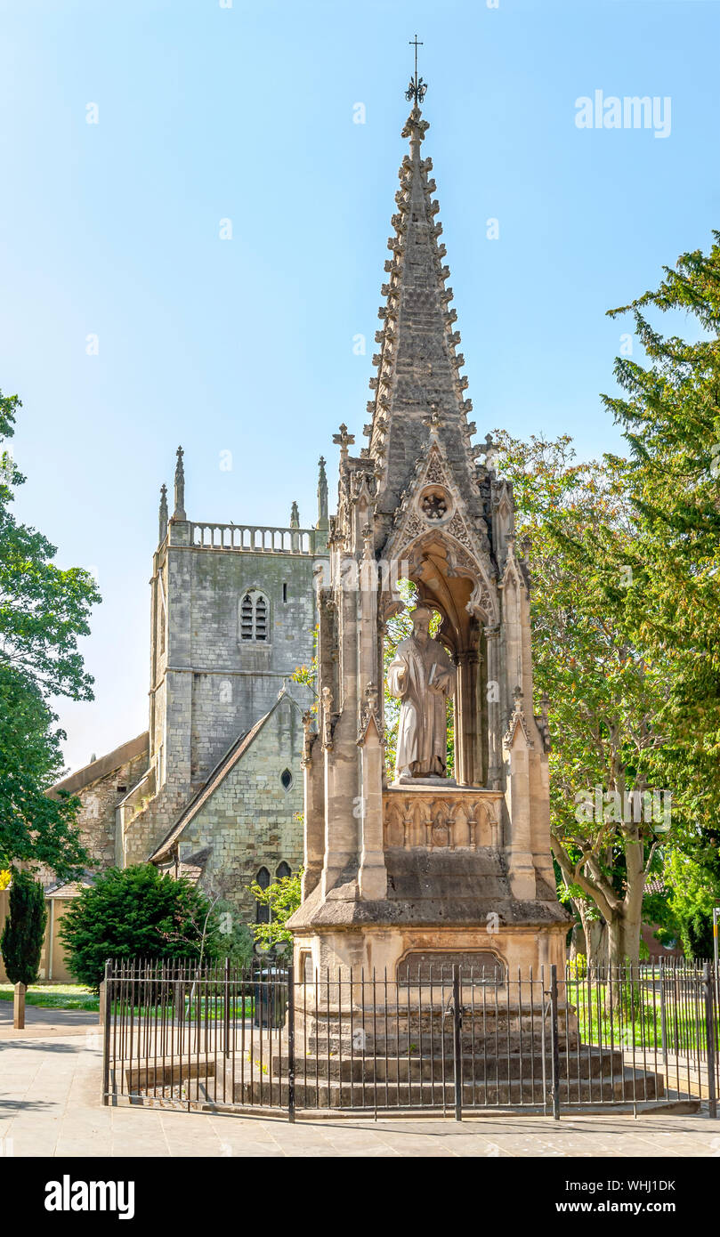 Monumento al Obispo Hoopers en la Plaza St Marys, Catedral de Gloucester, Inglaterra Foto de stock