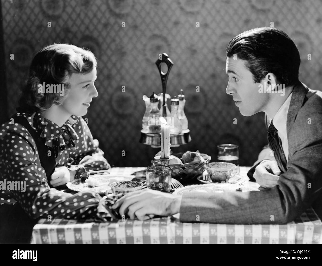 La TIENDA DE LA ESQUINA DE 1940 películas de MGM con Margaret Sullivan y James Stewart Foto de stock