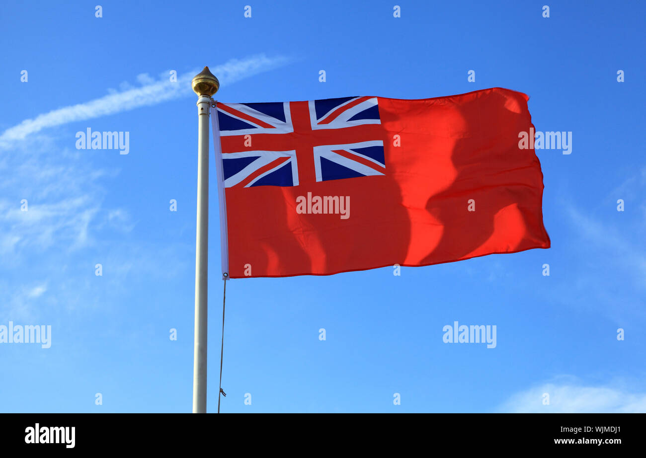 Red Ensign Bandera Gran Bretana Reino Unido Transporte Red Duster Marina Mercante Banderas Fotografia De Stock Alamy