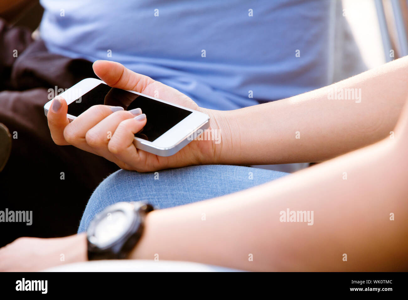 Primer Plano Del Telã©fono Celular Fotos e Imágenes de stock - Página 13 -  Alamy