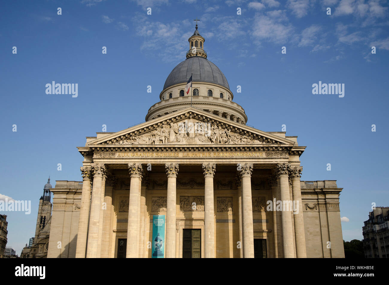 Coupole et fronton du Panthéon, París Foto de stock
