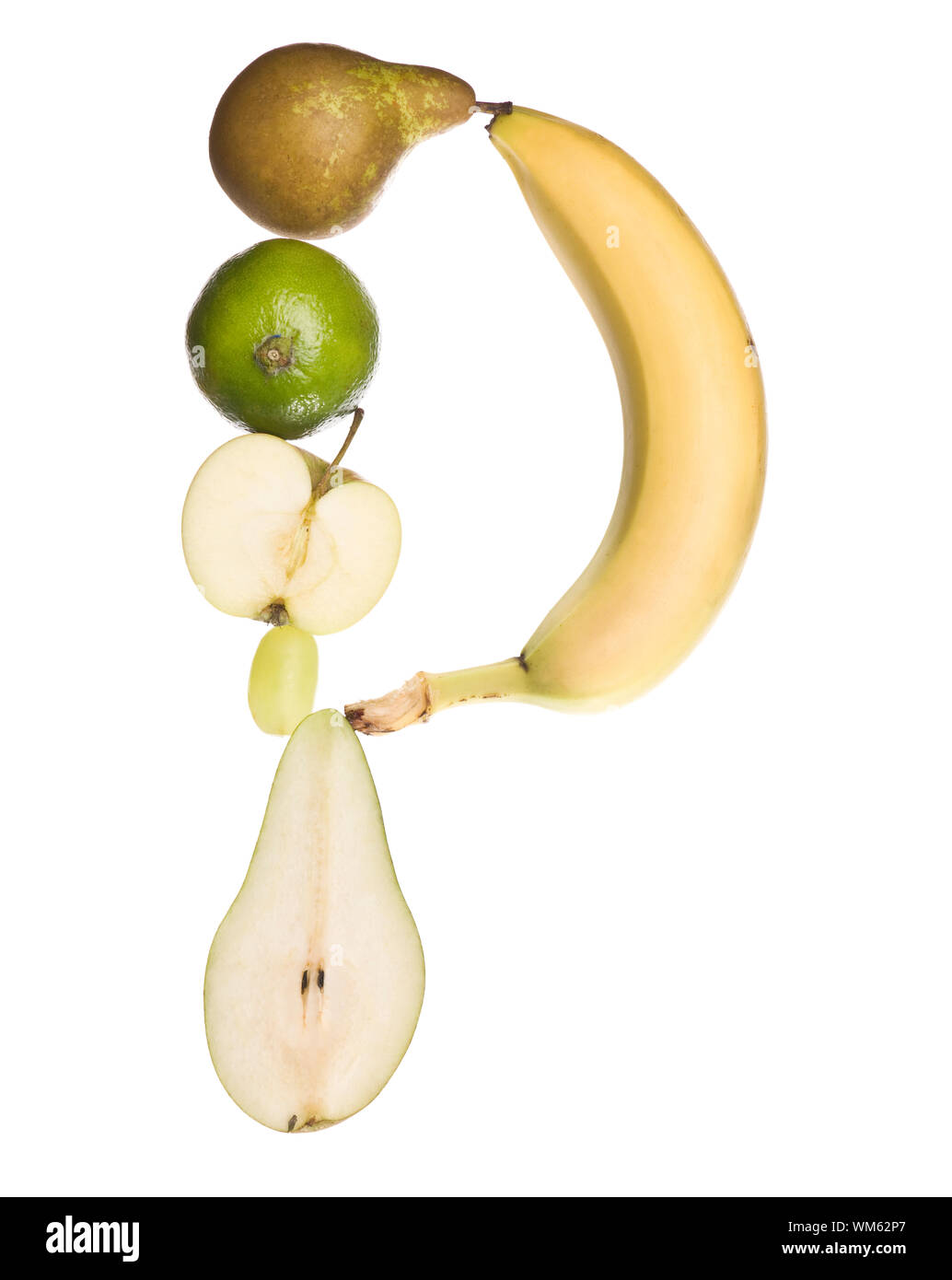La letra “P” hechas de frutas aislado sobre un fondo blanco Fotografía