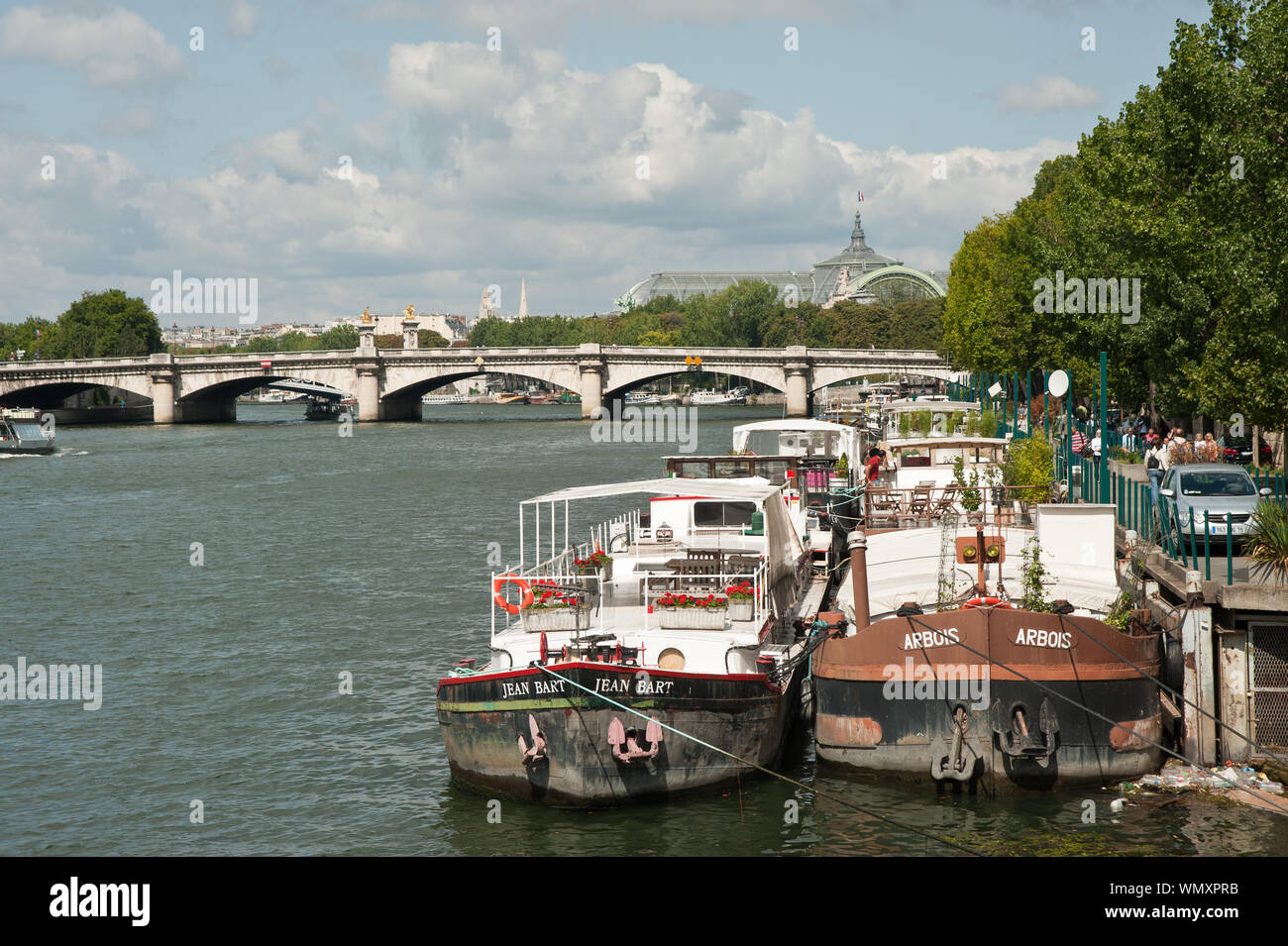 Paris, Sena, Hausboote - Paris, Sena, Houseboats Foto de stock