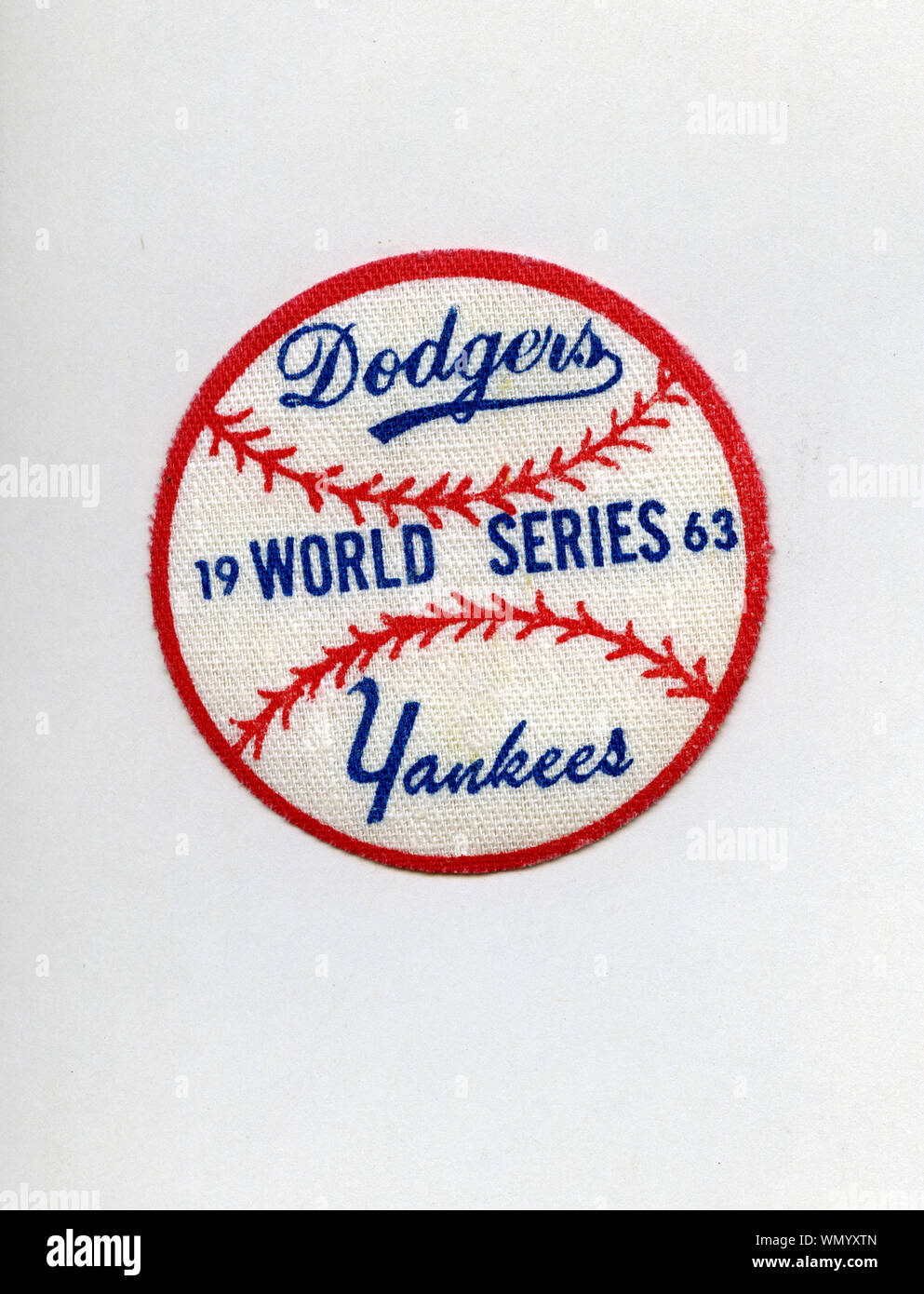 Parche de béisbol cosida en conmemoración de la Serie Mundial de 1963 entre Los Angeles Dodgers y los Yankees de Nueva York que los Dodgers ganaron por barrer los Yankees 4 juegos a 0. Foto de stock