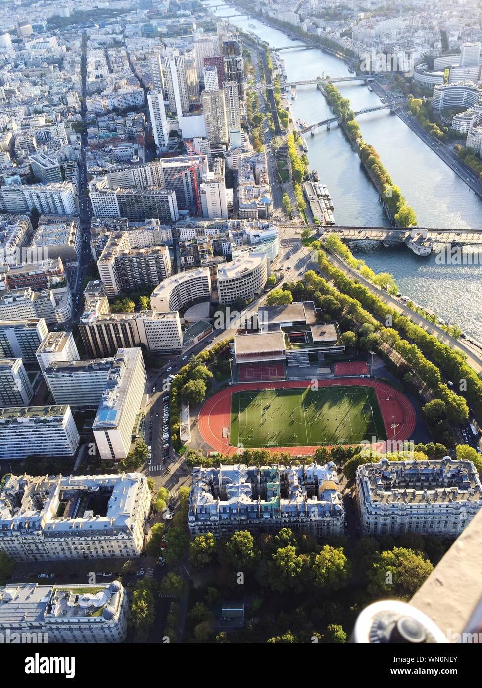 Vista aérea de la ciudad francesa Foto de stock