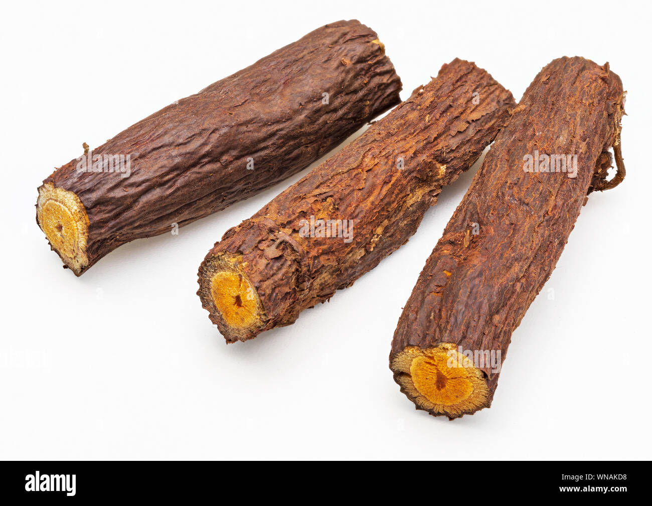 Grupo de palo (barras de regaliz regaliz raíz natural). Paloduz o