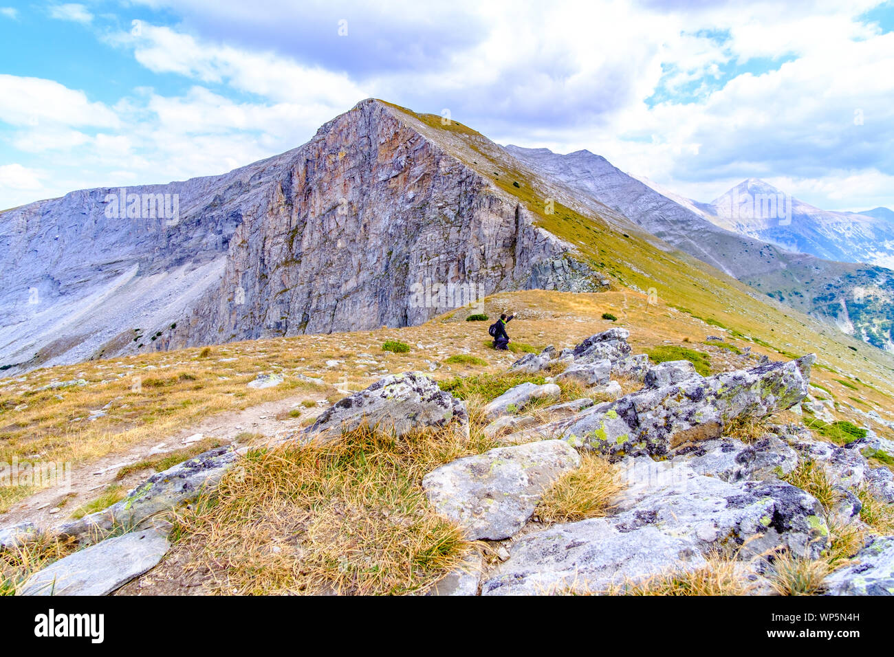 Vistas de algunas de las cumbres más altas de la montaña de Pirin, Bulgaria Foto de stock