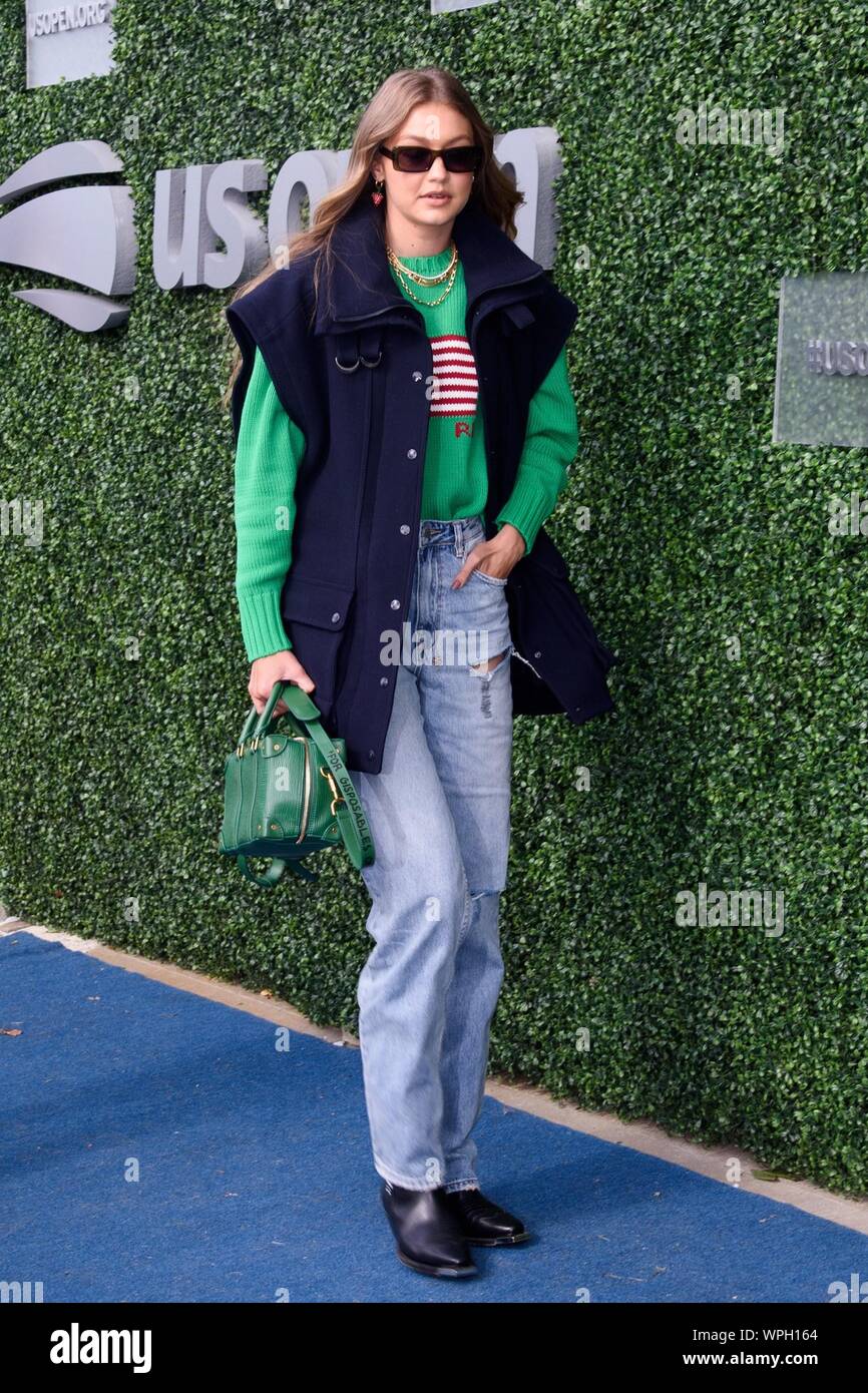 Nueva York, NY, EUA. 7 Sep, 2019. Gigi Hadid en la terminal de llegadas de 2019 US Open de Tenis Femenino Final, Flushing Meadow Park, New York, NY Septiembre 7, 2019. Crédito: RCF/Everett Collection/Alamy Live News Foto de stock