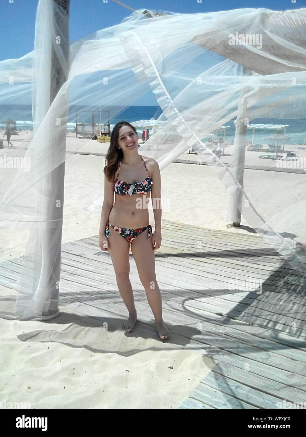 Spain bikini fotografías e imágenes de alta resolución - Alamy