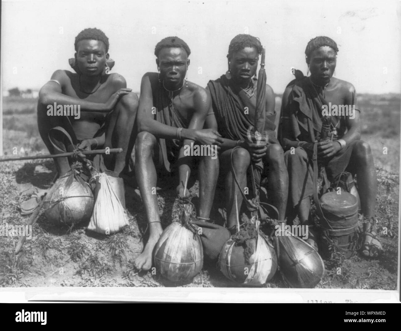 Hombre de la tribu Kikayu, el África Oriental Británica Foto de stock