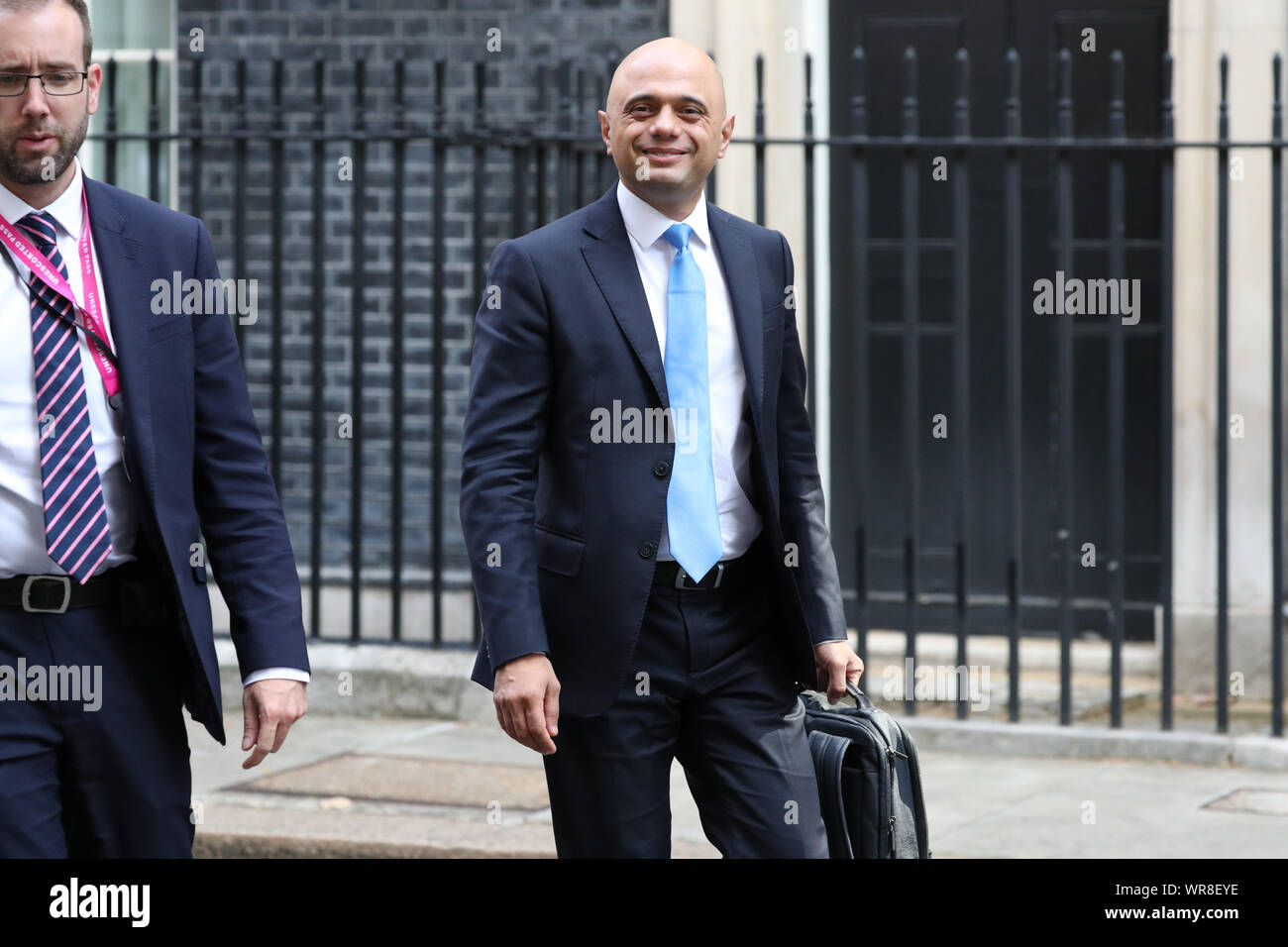 El Canciller del Exchequer Sajid Javid dejando tras asistir a una reunión del gabinete en el número 10 de Downing Street, Londres. PA la foto. Imagen Fecha: Martes 10 de septiembre de 2019. Ver historia política Brexit PA. Crédito de la foto debe leer: Jonathan Brady PA/cable Foto de stock