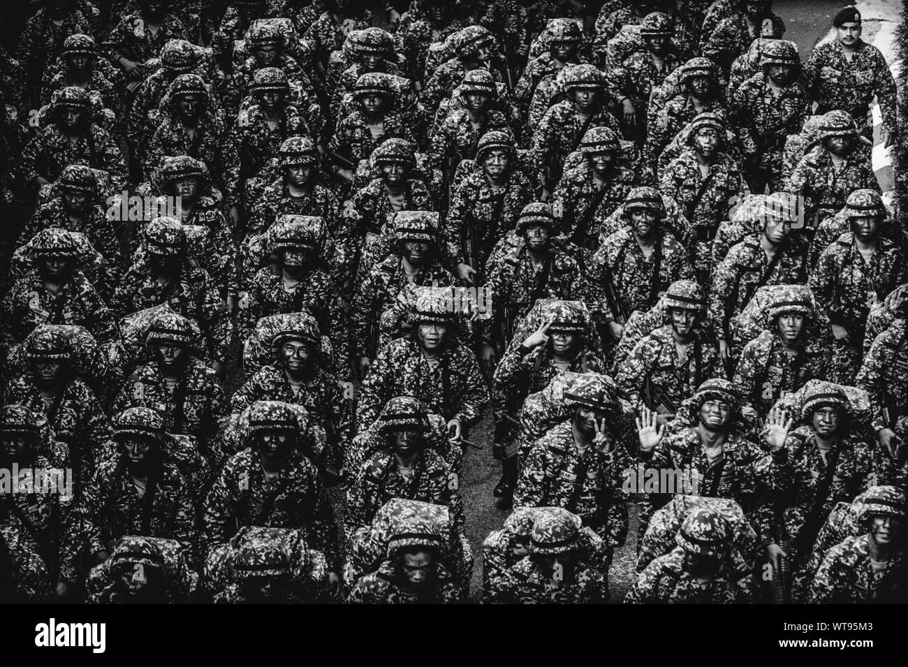 Un alto ángulo de visualización del desfile del Ejército Real de Malasia Foto de stock