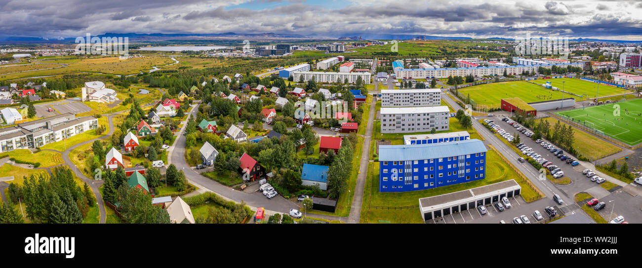Breidholt barrio, suburbio de la ciudad de Reykjavik, Iceland Foto de stock