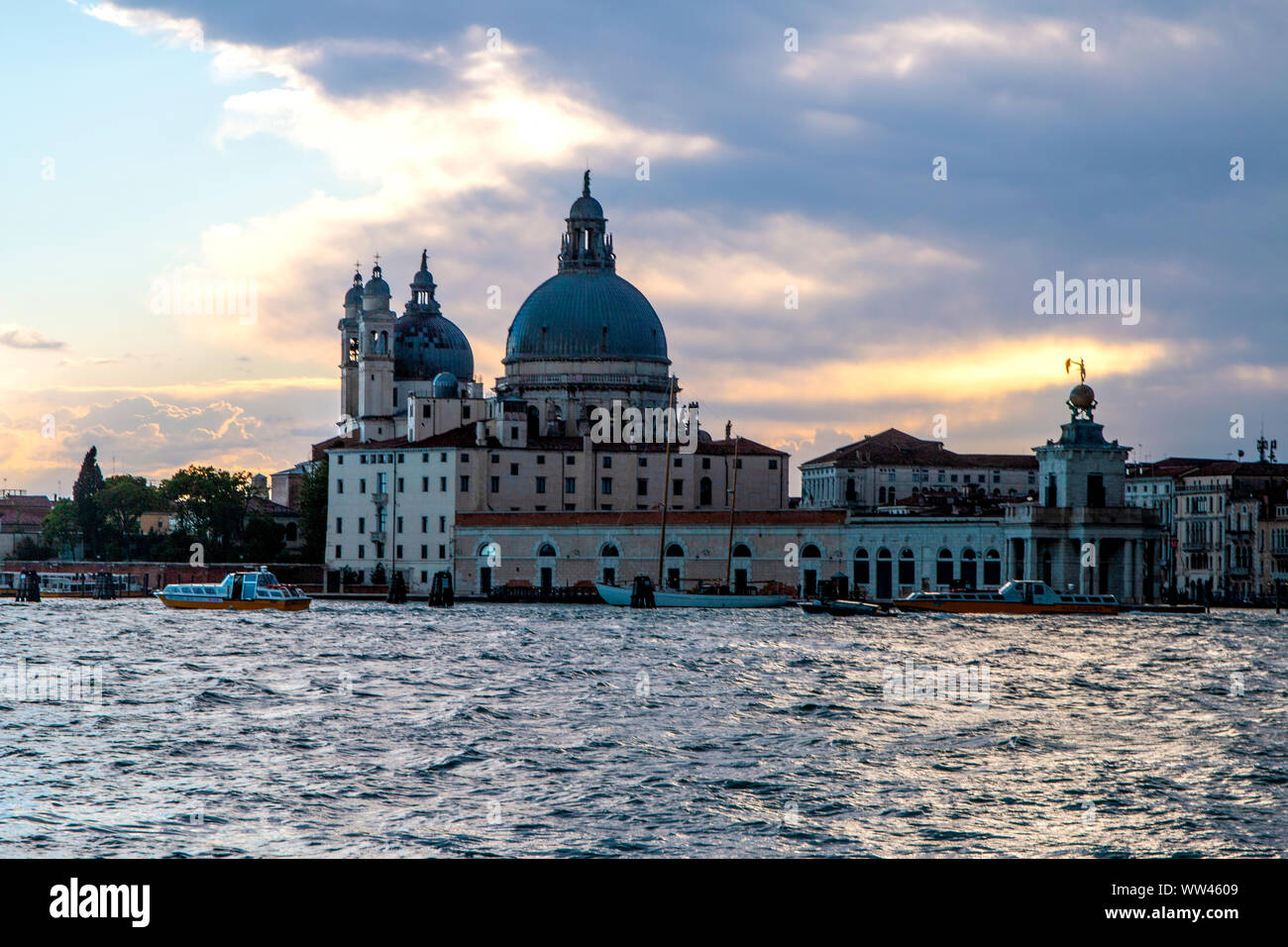 Bella y romántica ciudad de Venecia, Italia Foto de stock