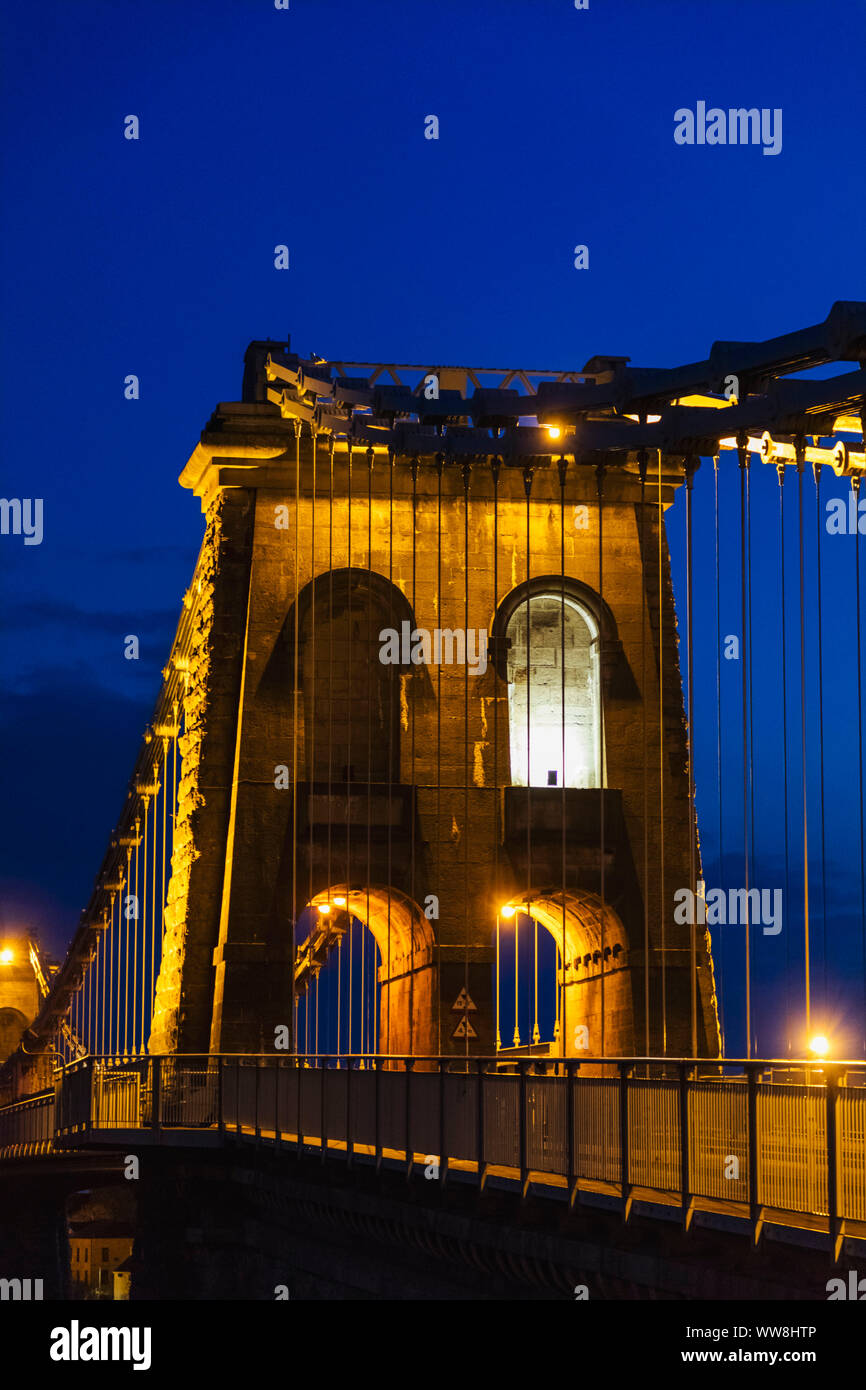 Gales, Anglesey, el Puente Colgante de Menai Foto de stock