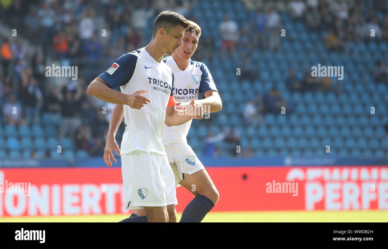 Bochum, Alemania. 15 Sep, 2019. firo: 15.09.2019 Fútbol, en 2019/2020 2.Bundesliga: Bochum - Dynamo Dresden 2: 2 júbilo, Anthony Losilla tras Meta 2: 2 | Uso de crédito en todo el mundo: dpa/Alamy Live News Foto de stock