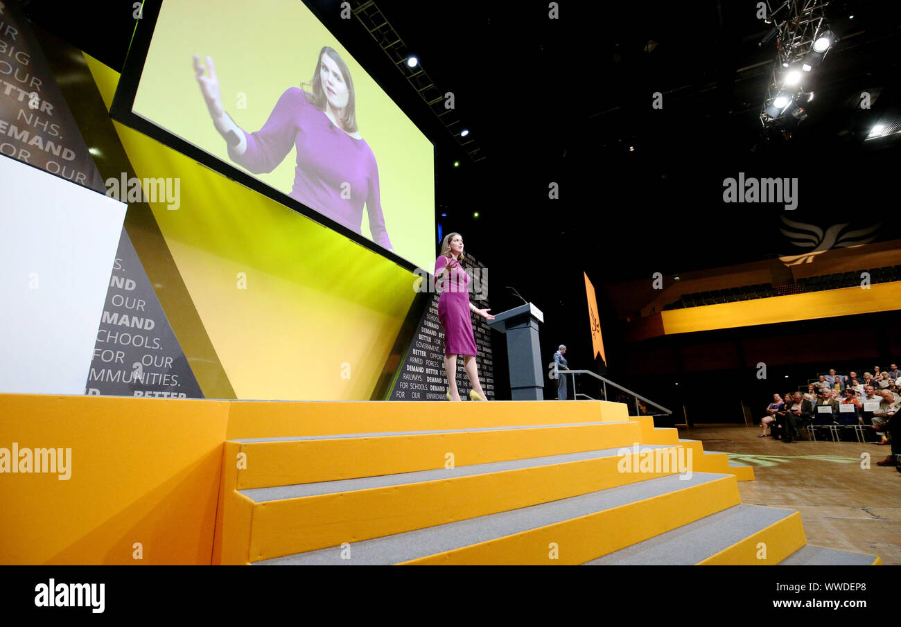 El líder liberal demócrata Jo Swinson participa en una sesión de preguntas y respuestas durante la conferencia de otoño de los Demócratas Liberales en el Bournemouth International Centre en Bournemouth. PA la foto. Imagen Fecha: domingo 15 septiembre, 2019. Ver historia principal LIBDEMS PA. Crédito de la foto debe leer: Jonathan Brady PA/cable Foto de stock