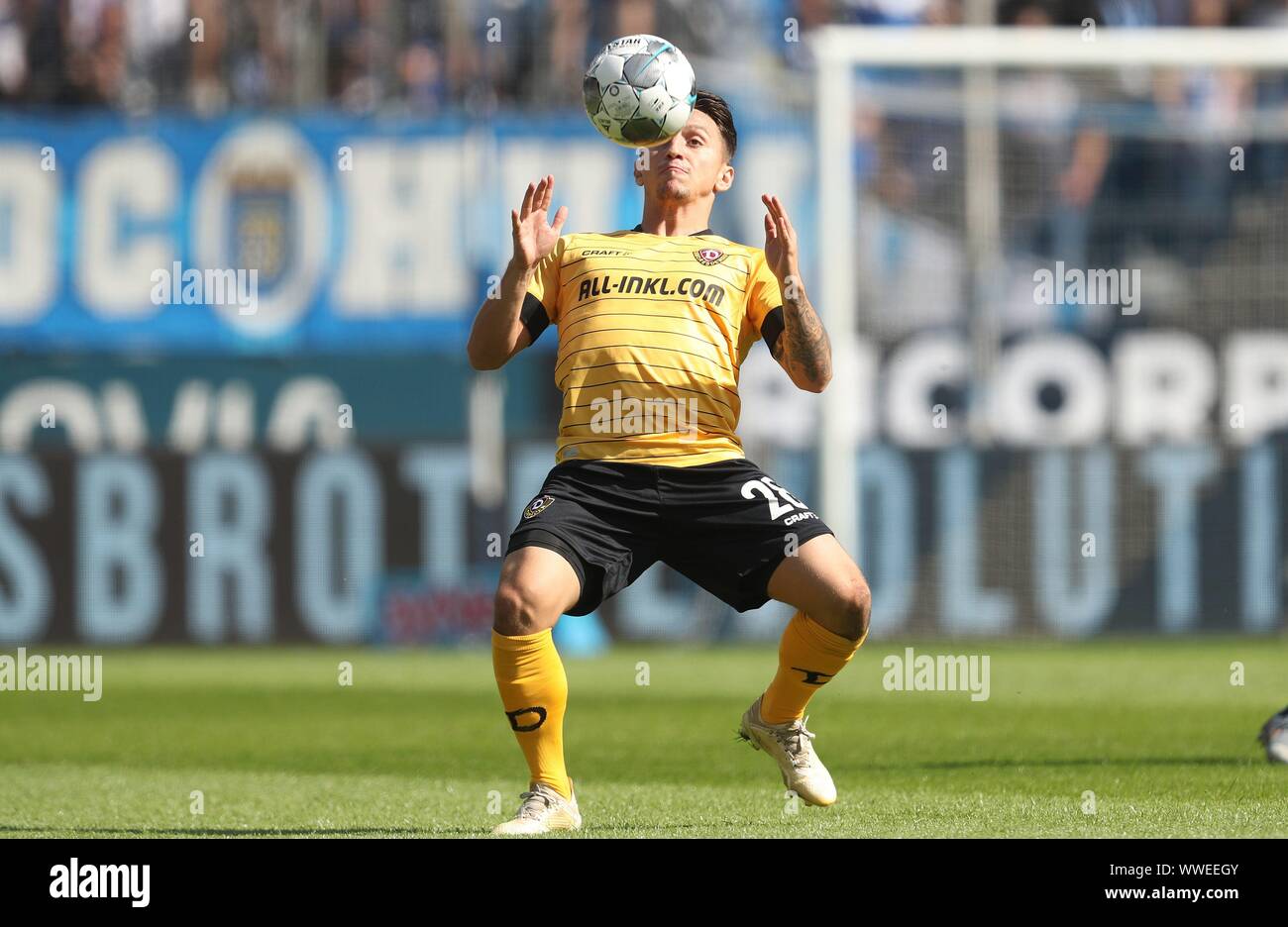 Bochum, Alemania. 15 Sep, 2019. firo: 15.09.2019 Fútbol, en 2019/2020 2.Bundesliga: Bochum - Dynamo Dresden 2: 2 Baris Atik, Baris Atik, única acción | Uso de crédito en todo el mundo: dpa/Alamy Live News Foto de stock