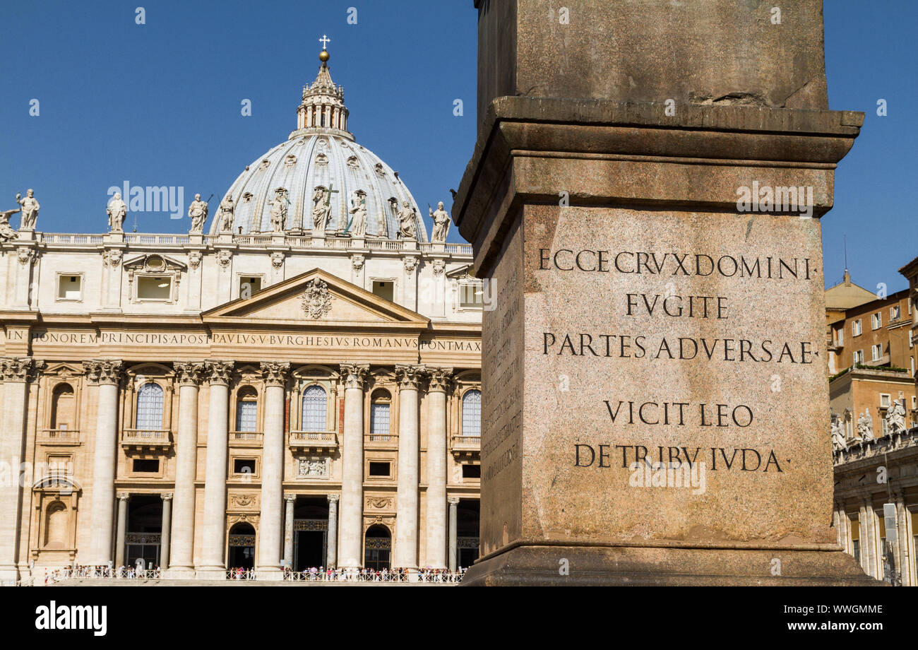 ENG el Vaticano. La Basílica de San Pedro y la Plaza de San Pedro con