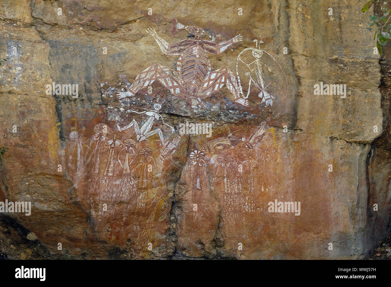 Pinturas rupestres de los aborígenes, 20000 años en el área de Nourlangie, Kakadu NP, el Territorio del Norte de Australia Foto de stock