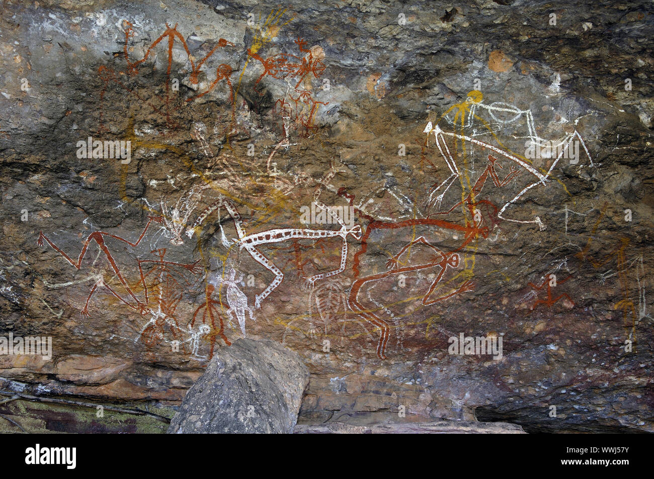 Pinturas rupestres de los aborígenes, 20000 años en el área de Nourlangie, Kakadu NP, el Territorio del Norte de Australia Foto de stock