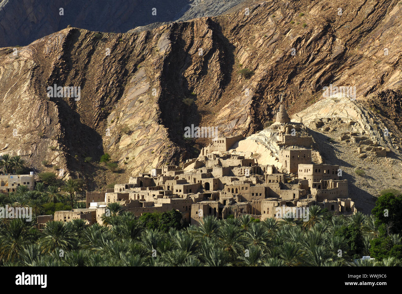 Aldea de montaña de Birkat al Mawz, Omán Foto de stock
