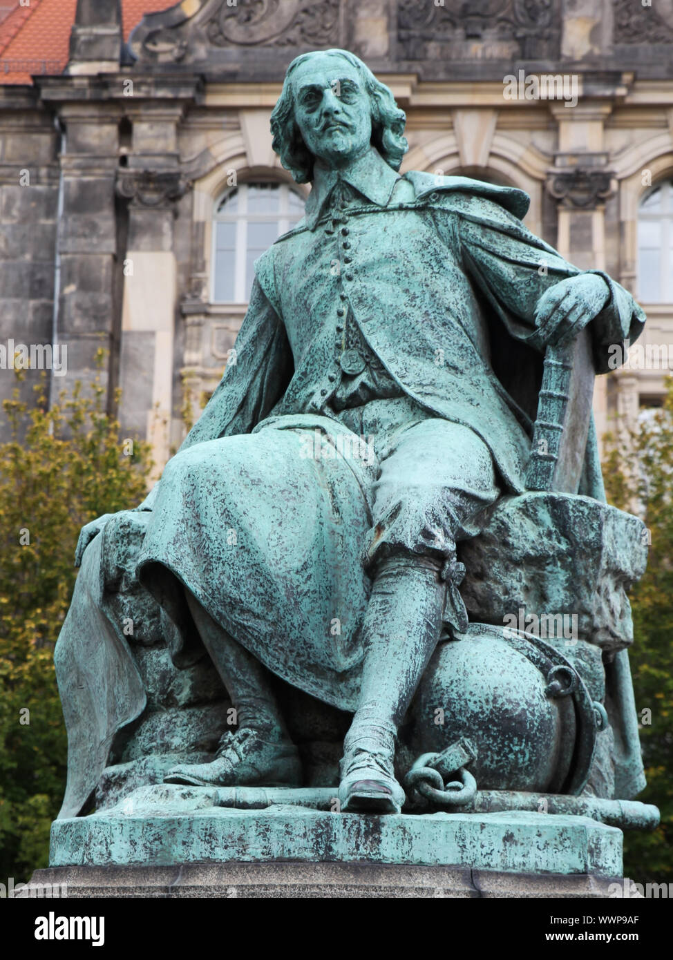 Otto von Guericke monumento en Magdeburgo (Sajonia-Anhalt) Foto de stock