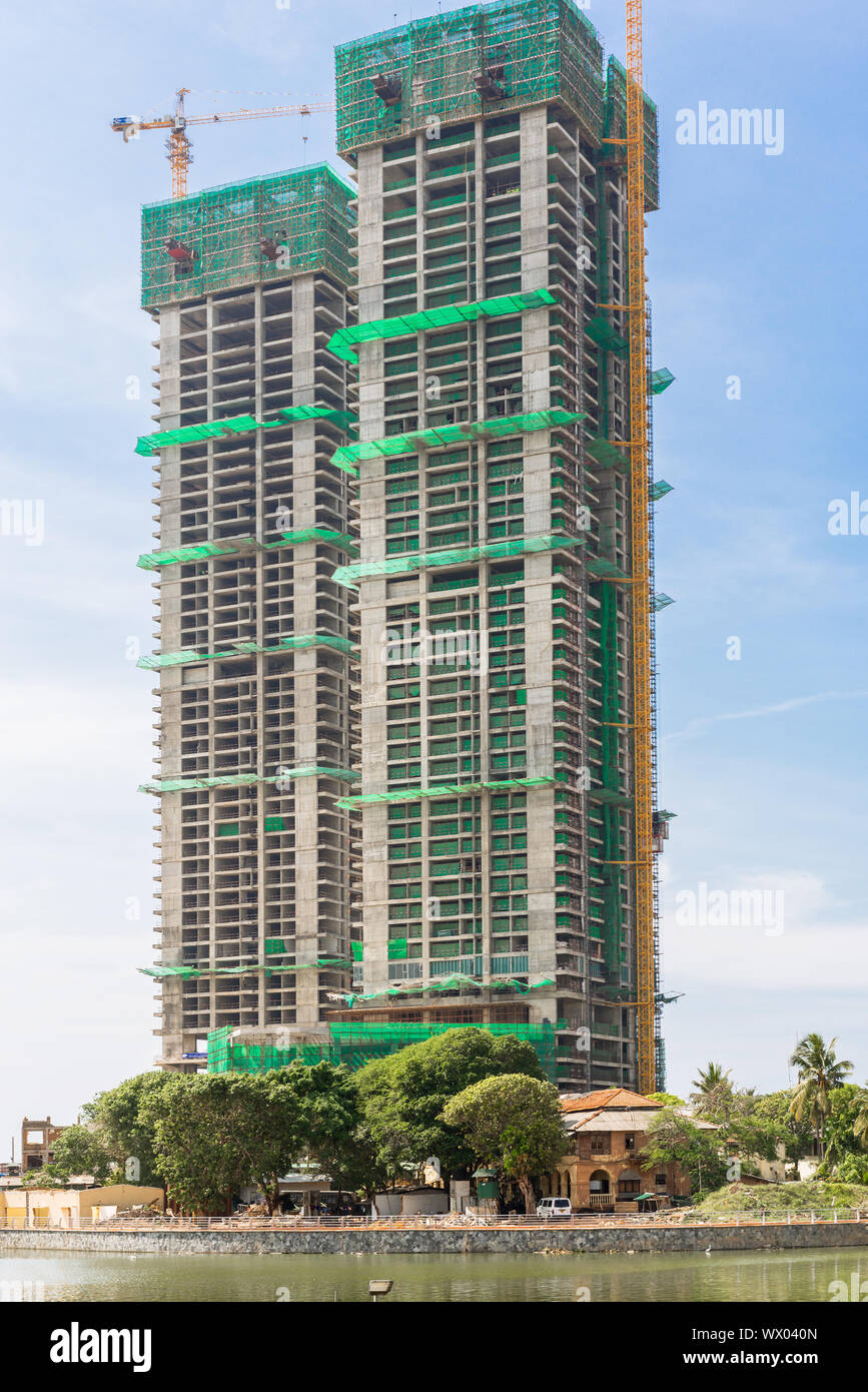 Edificios altos en la capital, Colombo, en Sri Lanka Foto de stock