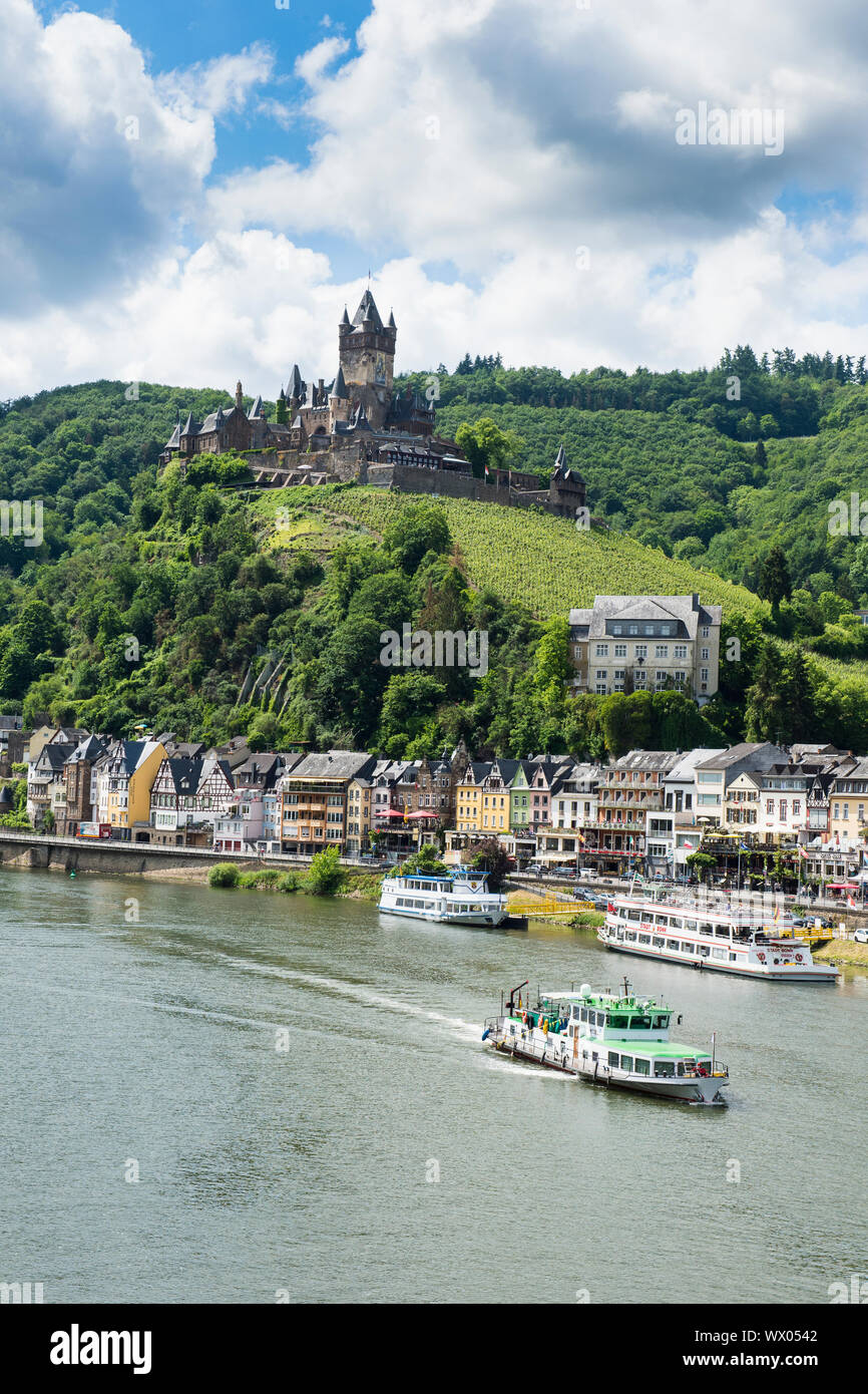 Castillo Imperial de Cochem Moselle, en el valle, Renania-Palatinado, Alemania, Europa Foto de stock