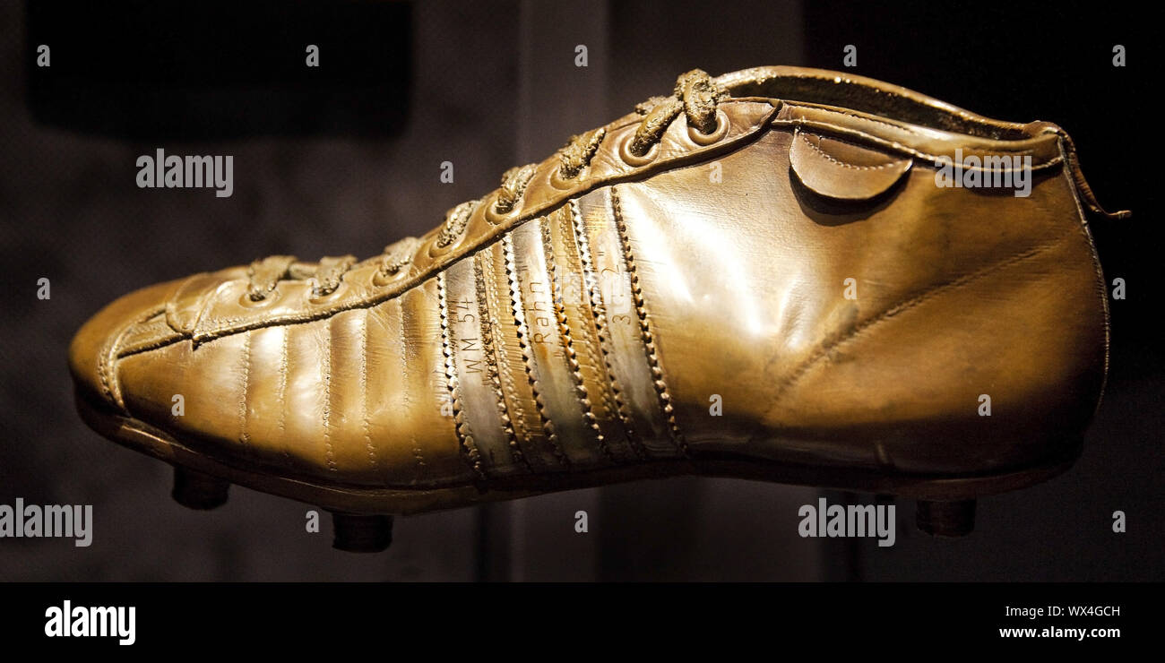 Fu ballmuseum fotografías e imágenes de alta resolución Alamy