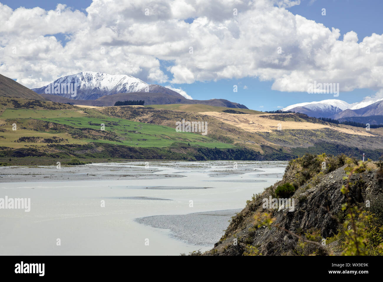 Paisaje de montaña de los Alpes en el sur de Nueva Zelanda Foto de stock