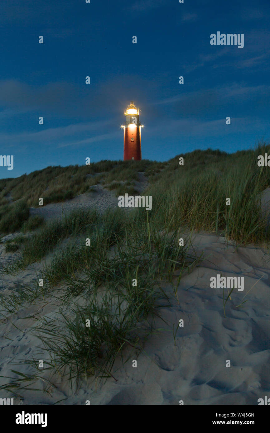 Eierland faro en la punta más septentrional de la isla holandesa de Texel. Países Bajos Foto de stock