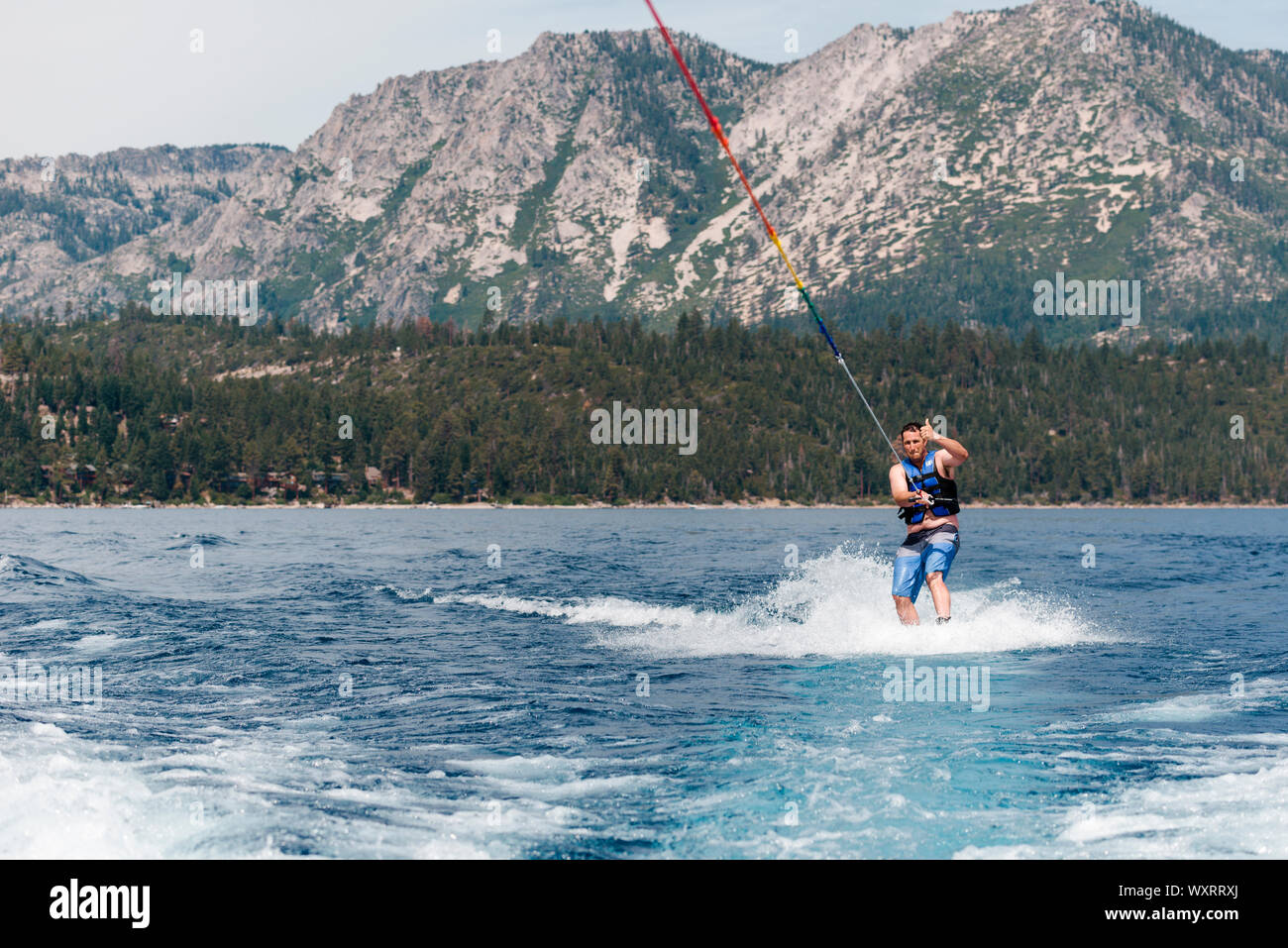 South Lake Tahoe, alquiler de botes y wake boarding Foto de stock