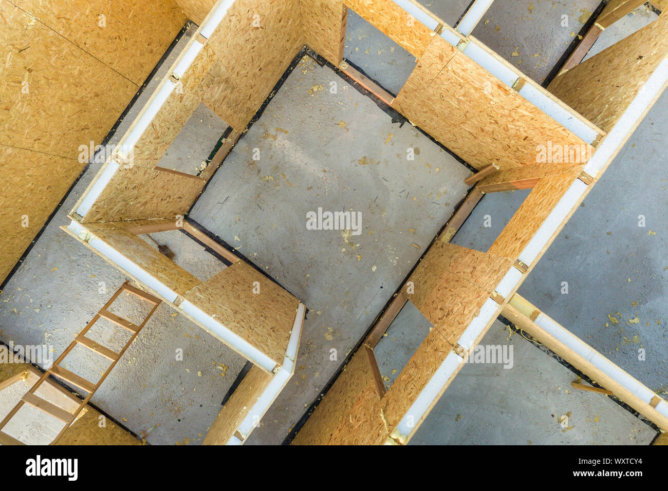 Construccion De Una Nueva Y Moderna Casa Modular Las Paredes