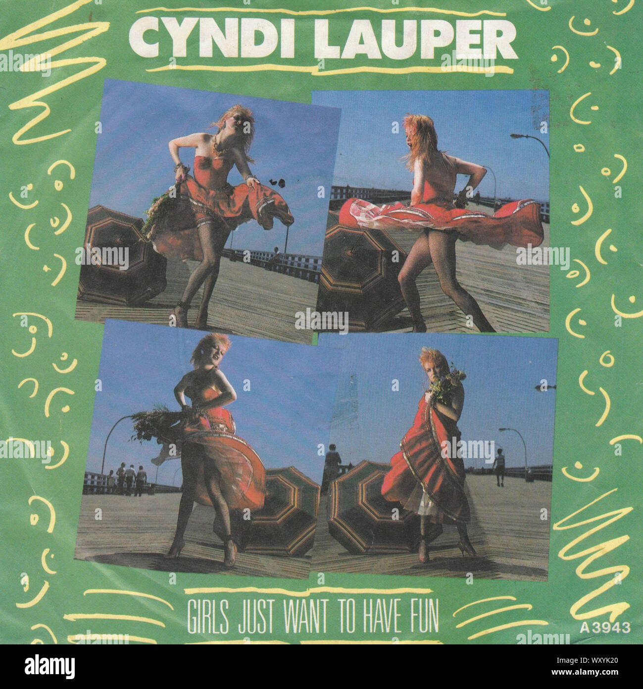 Cyndi Lauper - Las chicas sólo quieren divertirse - Vintage 7'' pulgadas  portada Fotografía de stock - Alamy