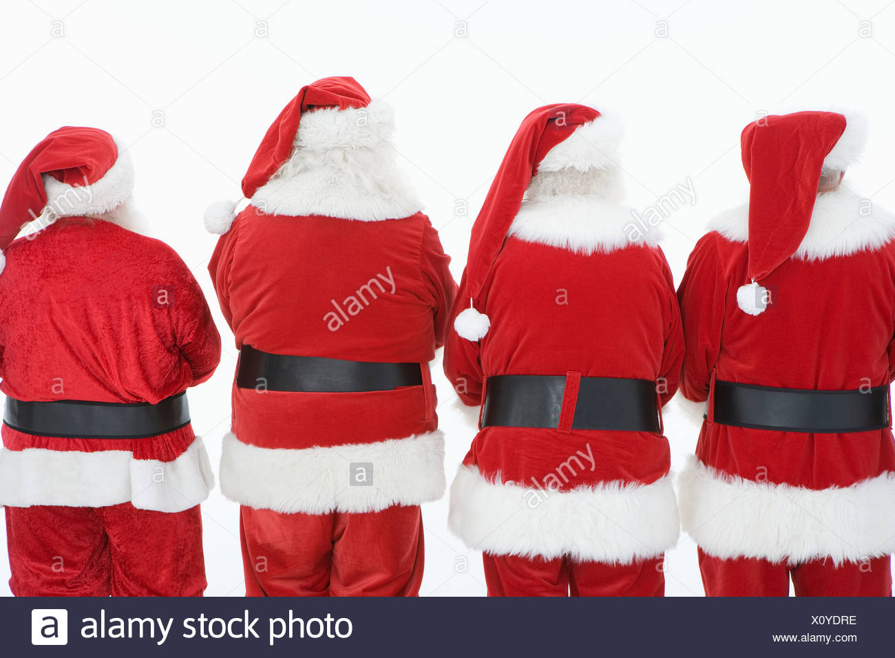 Hombre Sonriente Fuerte Vestido Como Santa Claus Con El Sombrero Rojo Y Pequena La Caja De Regalo Aislados Sobre Blanco Foto De Archivo Imagen De Vestido Regalo 101999564