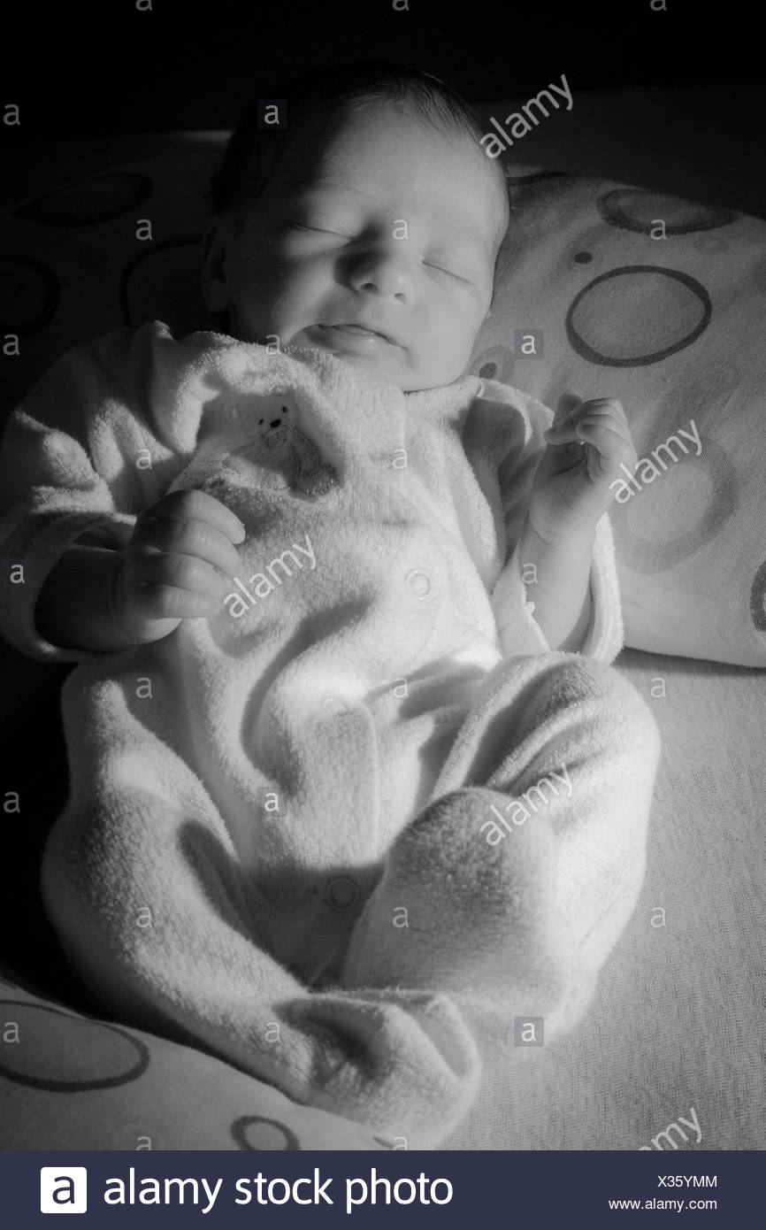 Bebe Nino 1 Semana De Edad Fotografia De Stock Alamy Bebe Nino 1 Semana De Edad Fotografia De Stock Alamy