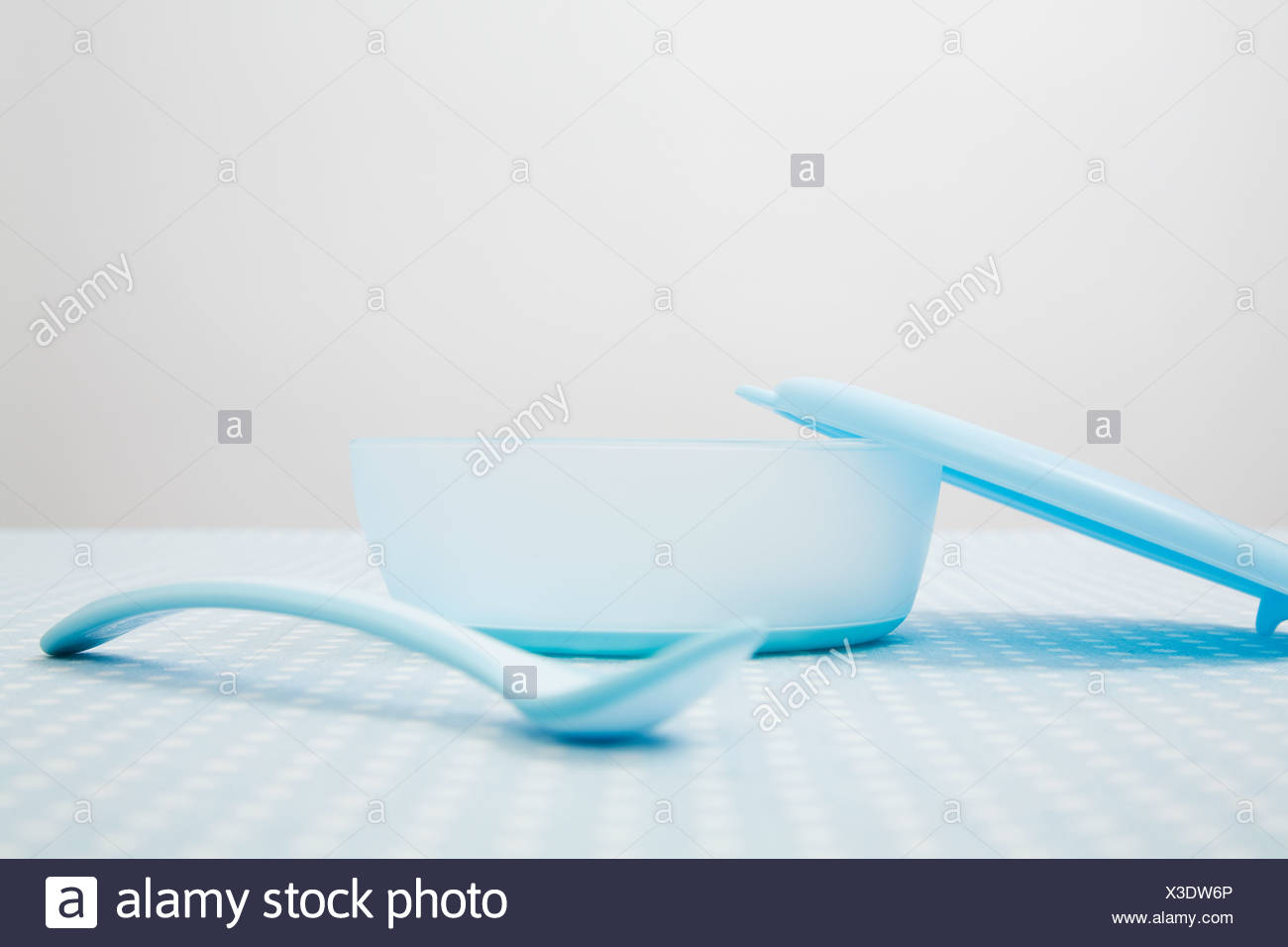 Bebé cuenco y cuchara Foto de stock