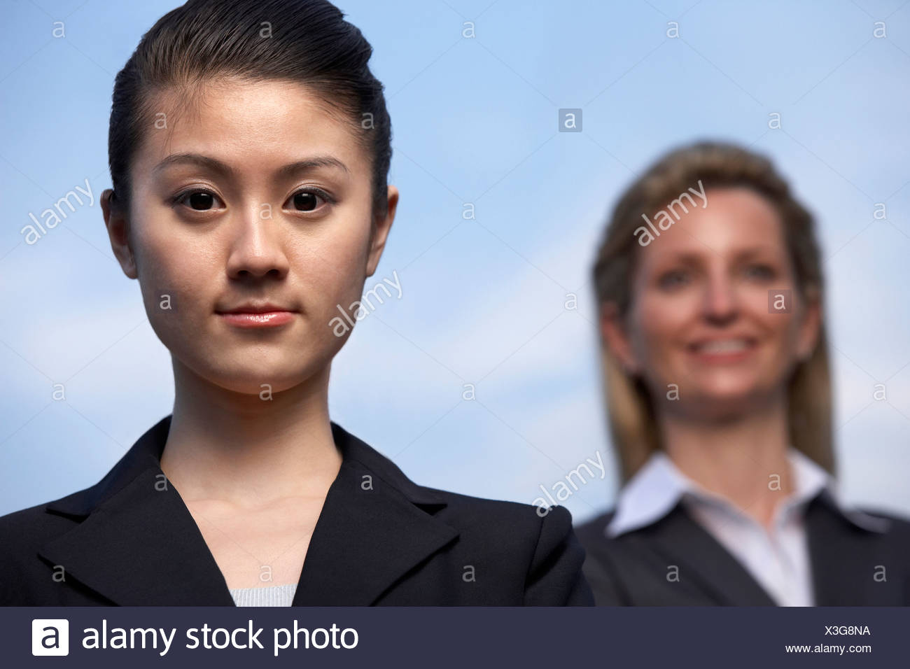 Un equipo internacional de negocios en Shanghai Foto de stock