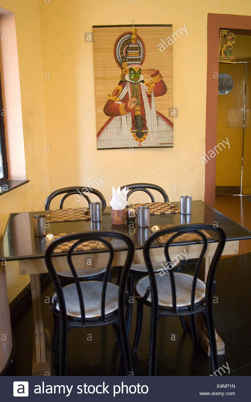 Adornos De Pared Fotos E Imagenes De Stock Alamy