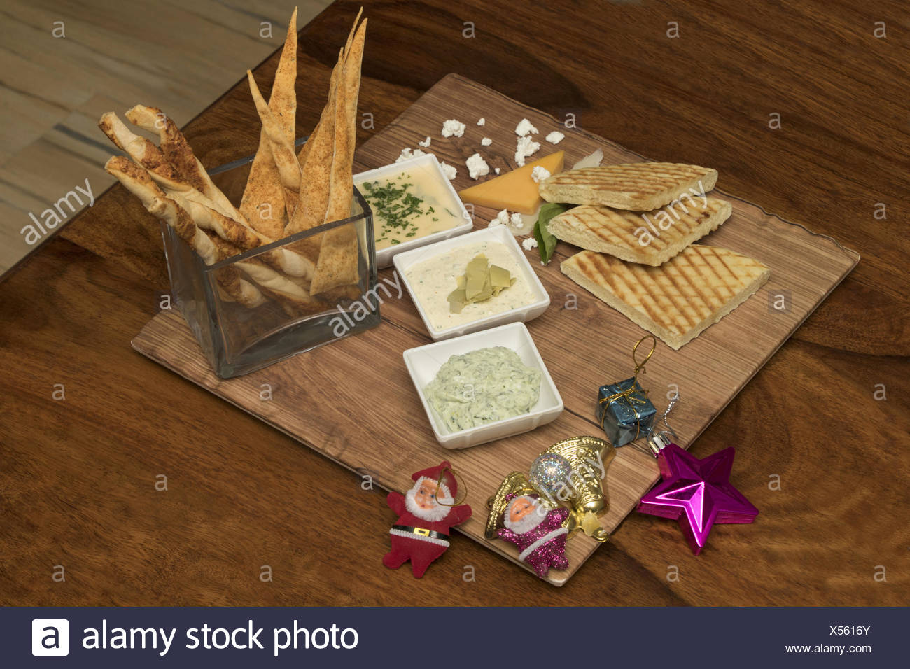 Comida italiana Mezze plato navideño Foto de stock